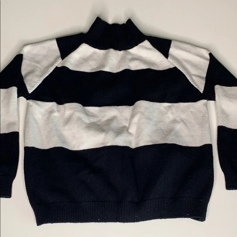 Black & White Stripe Cozy Soft Turtleneck Sweater unisex kids medium